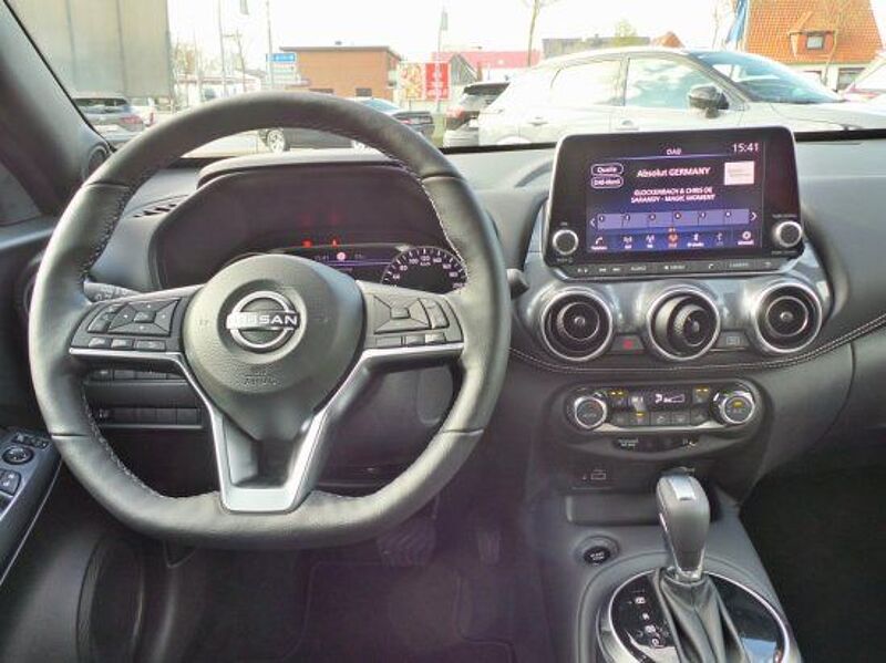 Nissan Juke 1,6 Hybrid 4AMT N-Connecta Klima PDC SHZ Ka